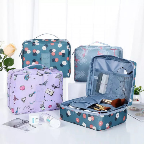 Women's Travel Organization Beauty Cosmetic Make up Storage Cute Lady Wash Bags