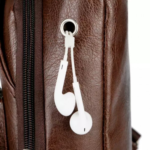 Crossbody Pure Leather Fashion Backpack For Adults .