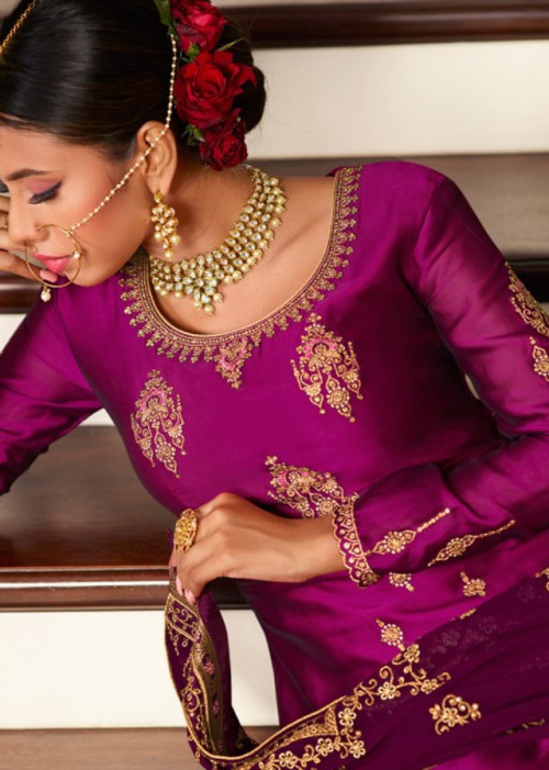 Magenta Zubeda Yuganta Lehenga Kameez