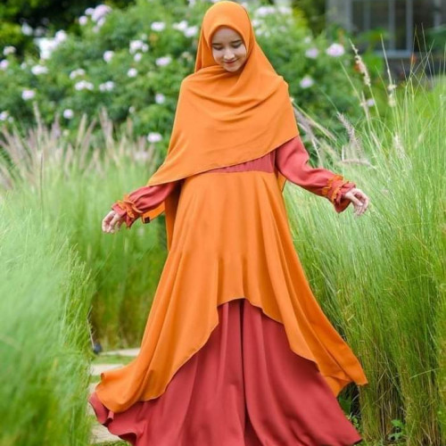 Stylis Dubai Charry Butterfly gown+ Hijab 